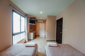 Full House Khaosan - Hostel