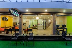 Full House Khaosan - Hostel
