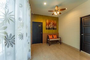 Full House Khaosan - Hostel