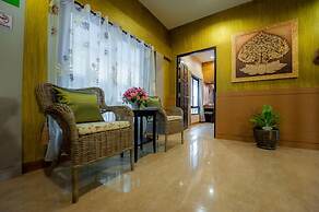 Full House Khaosan - Hostel