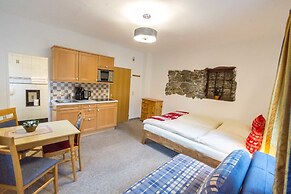 SKI-N-LAKE City Apartments