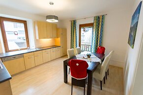 SKI-N-LAKE City Apartments