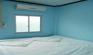 Lucky Backpacker Hostel