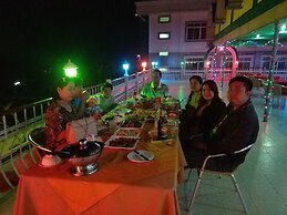 Alliance Resort Hotel