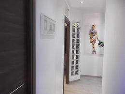 Gloria Vatican Bijou