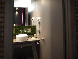 Criterion Hotel Sale