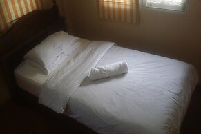 First Inn On Nut - Hostel