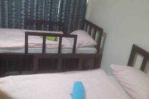 First Inn On Nut - Hostel