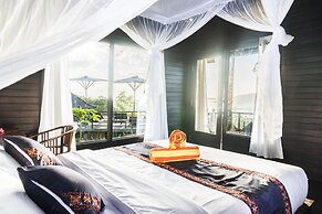 Sunrise Ocean Hut's Lembongan