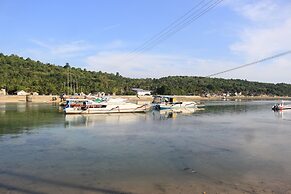 Sunrise Ocean Hut's Lembongan