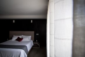 Maria Ines Hotel Suite