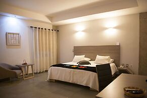 Maria Ines Hotel Suite