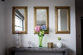 Maria Ines Hotel Suite