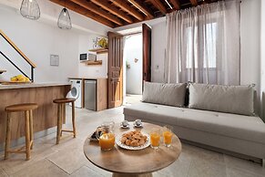 Lindos Citrin Suites