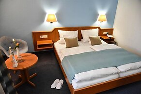 Martins Klause Airport Messe Hotel