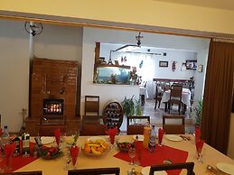 Pensiunea Agroturistica Piscul Soarelui