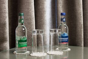 Hyde Hotel (Formerly The Forster Court Hotel)