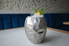 Hyde Hotel (Formerly The Forster Court Hotel)