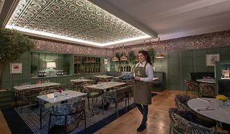 Hyde Hotel (Formerly The Forster Court Hotel)