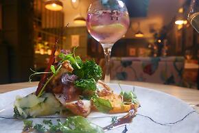 Hyde Hotel (Formerly The Forster Court Hotel)