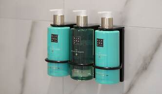 Hyde Hotel (Formerly The Forster Court Hotel)