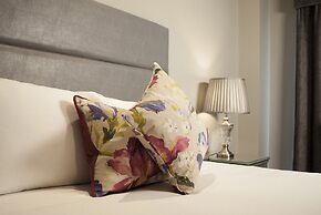 Hyde Hotel (Formerly The Forster Court Hotel)