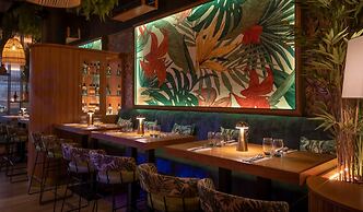 Hyde Hotel (Formerly The Forster Court Hotel)