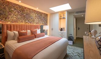 Hyde Hotel (Formerly The Forster Court Hotel)