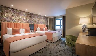 Hyde Hotel (Formerly The Forster Court Hotel)