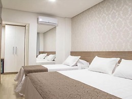 Holiday & Business Hotel - Ao lado do Centro de Eventos e Arena Conda