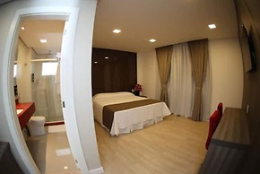 Holiday & Business Hotel - Ao lado do Centro de Eventos e Arena Conda