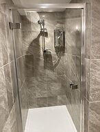 Streamside Apartments