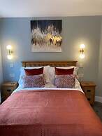 Streamside Apartments