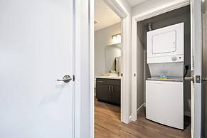 Global Luxury Suites in Menlo Park