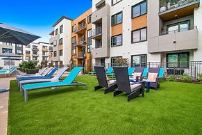 Global Luxury Suites in Menlo Park