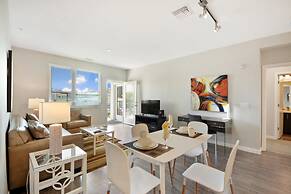 Global Luxury Suites in Menlo Park