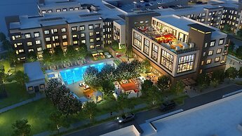 Global Luxury Suites in Menlo Park