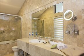 Del Pilar Ollantaytambo