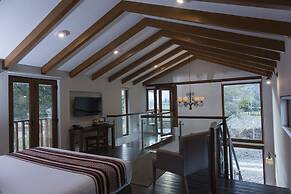 Del Pilar Ollantaytambo