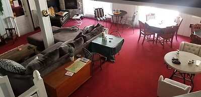 Maria's Garden and Inn