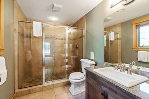 Carmel Beach Private Lodges