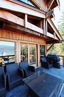 Carmel Beach Private Lodges