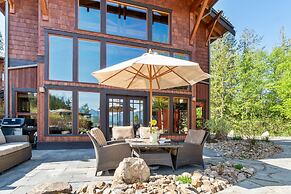 Carmel Beach Private Lodges