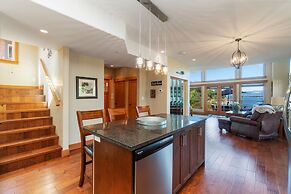 Carmel Beach Private Lodges