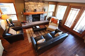 Carmel Beach Private Lodges