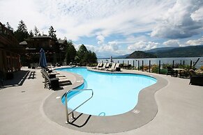 Carmel Beach Private Lodges