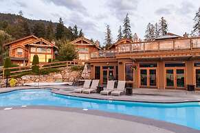 Carmel Beach Private Lodges