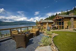 Carmel Beach Private Lodges