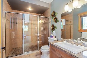 Carmel Beach Private Lodges