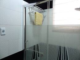 The Executive Villa Inn & Suites